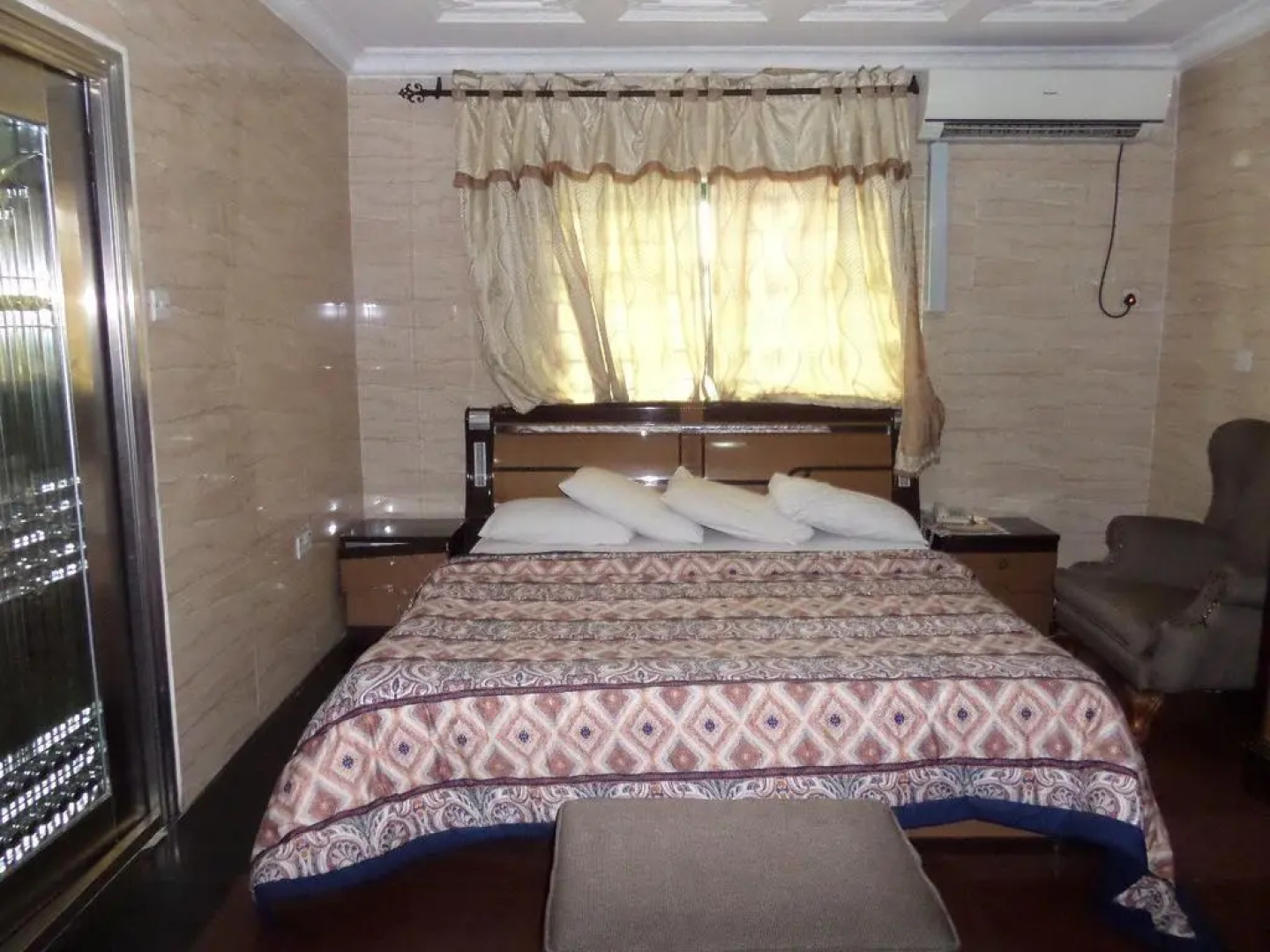 Cynergy Suites Festac Town