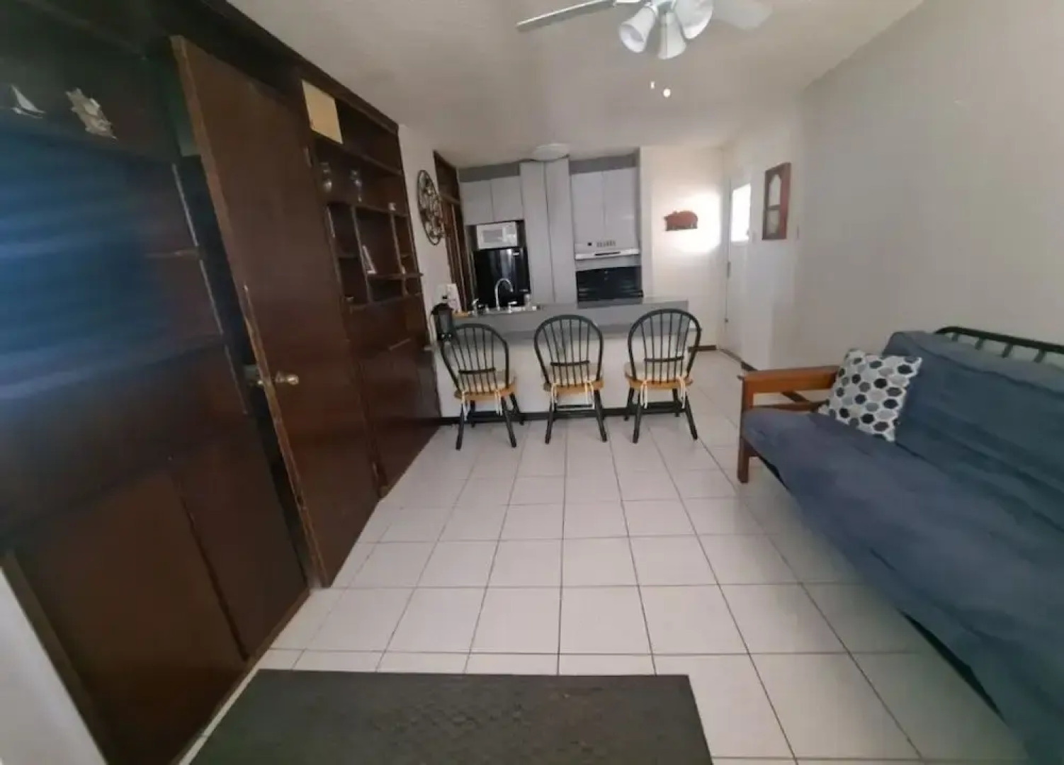 Montones Beach Studio B-3