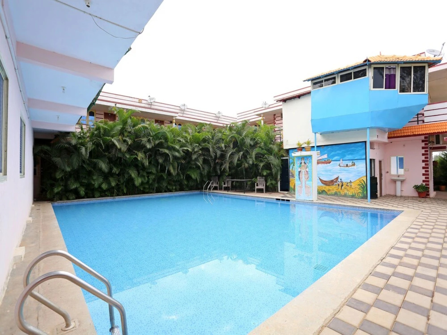 OYO 9592 Maharaja Palace Resort