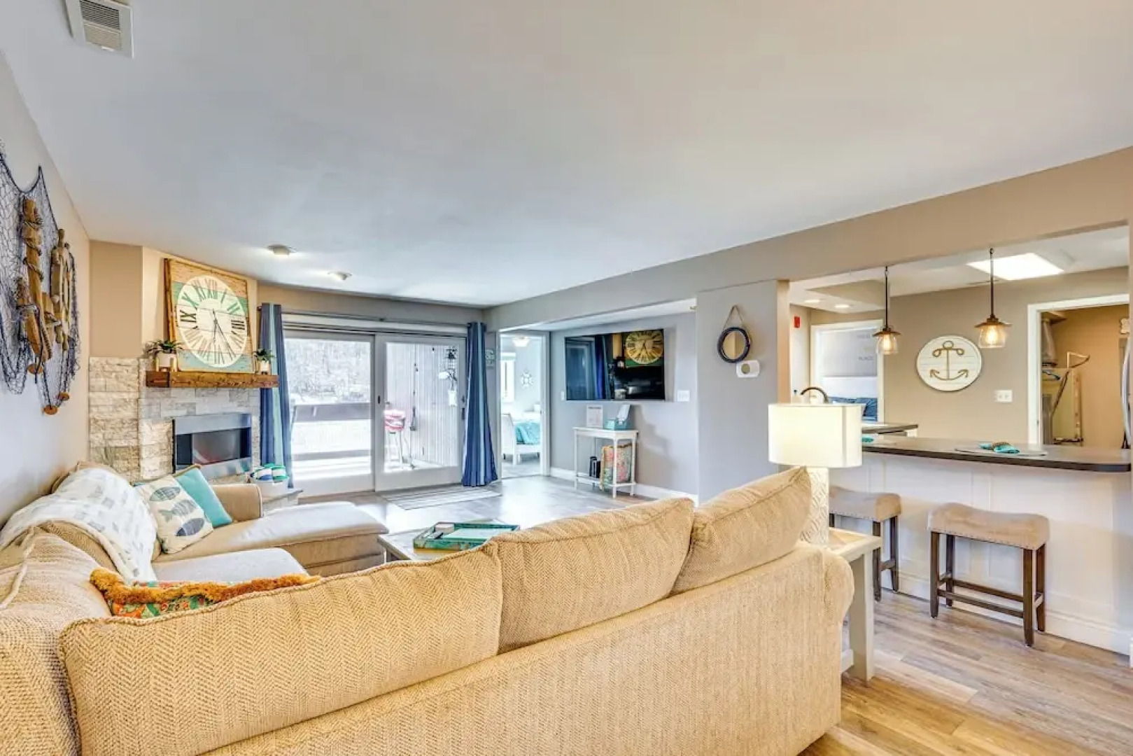 Lakefront Osage Beach Retreat: Dock Access!