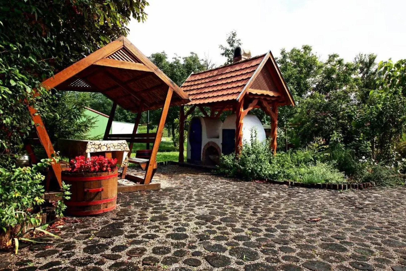 Ócsárdi Tópanzió