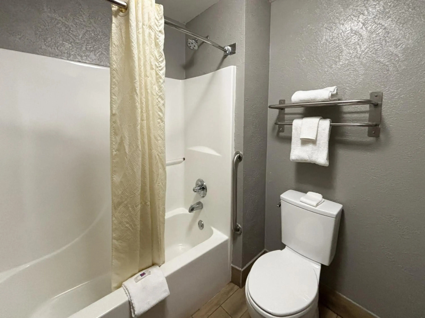 Motel 6 Prattville, AL