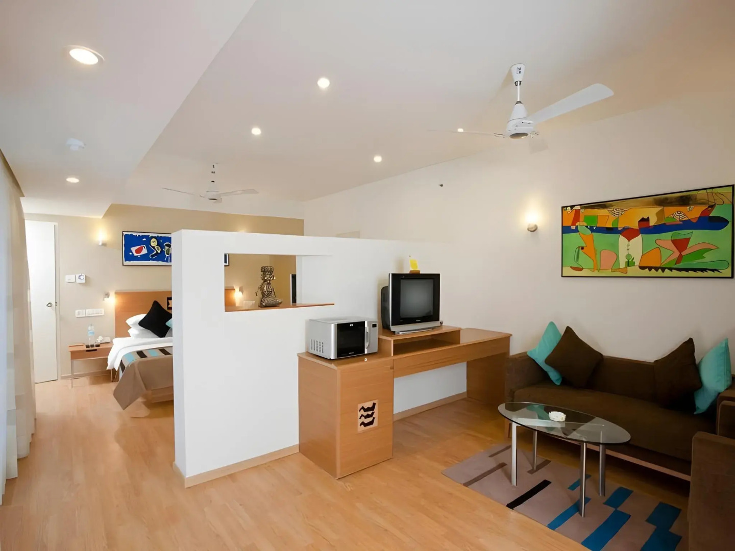 Lemon Tree Hotel, Indore