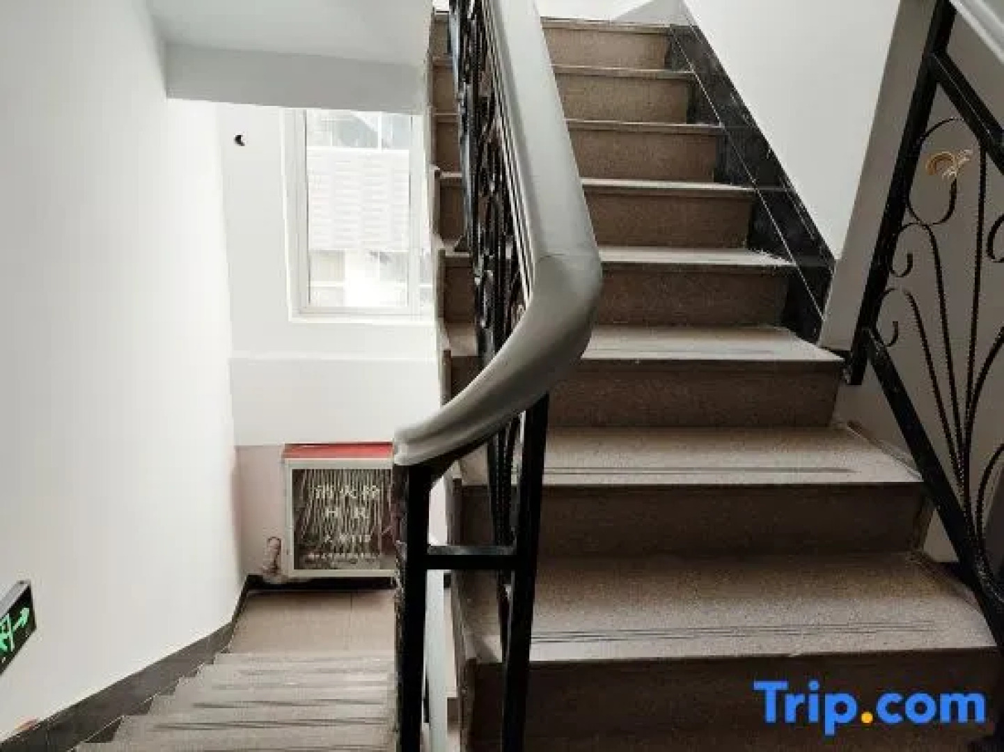 Xingguo Taojia Hotel (Bus Station Branch)