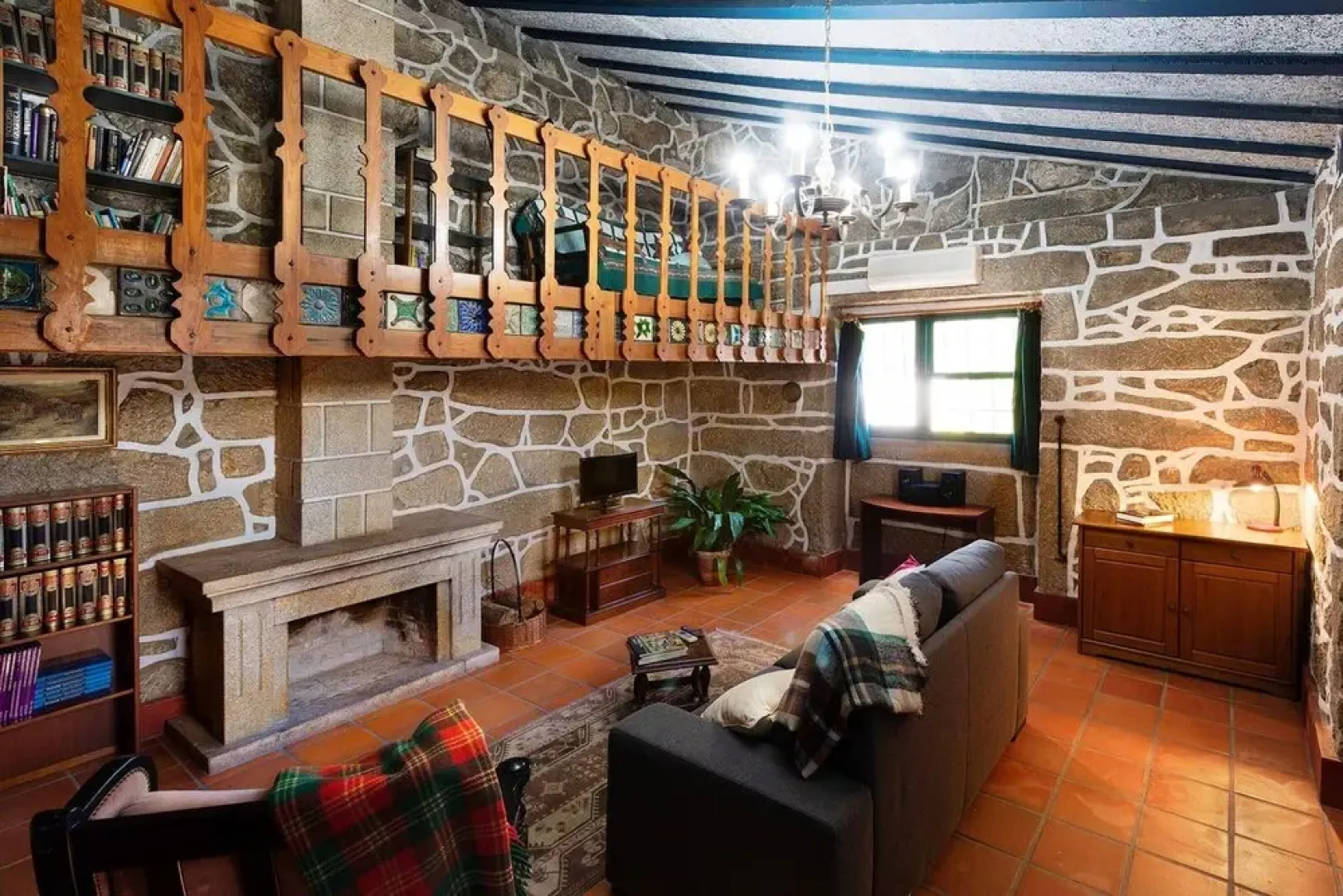 Villa With 5 Bedrooms in São Pedro do Sul, With Wonderful Mountain View, Private Pool, Furnished Garden