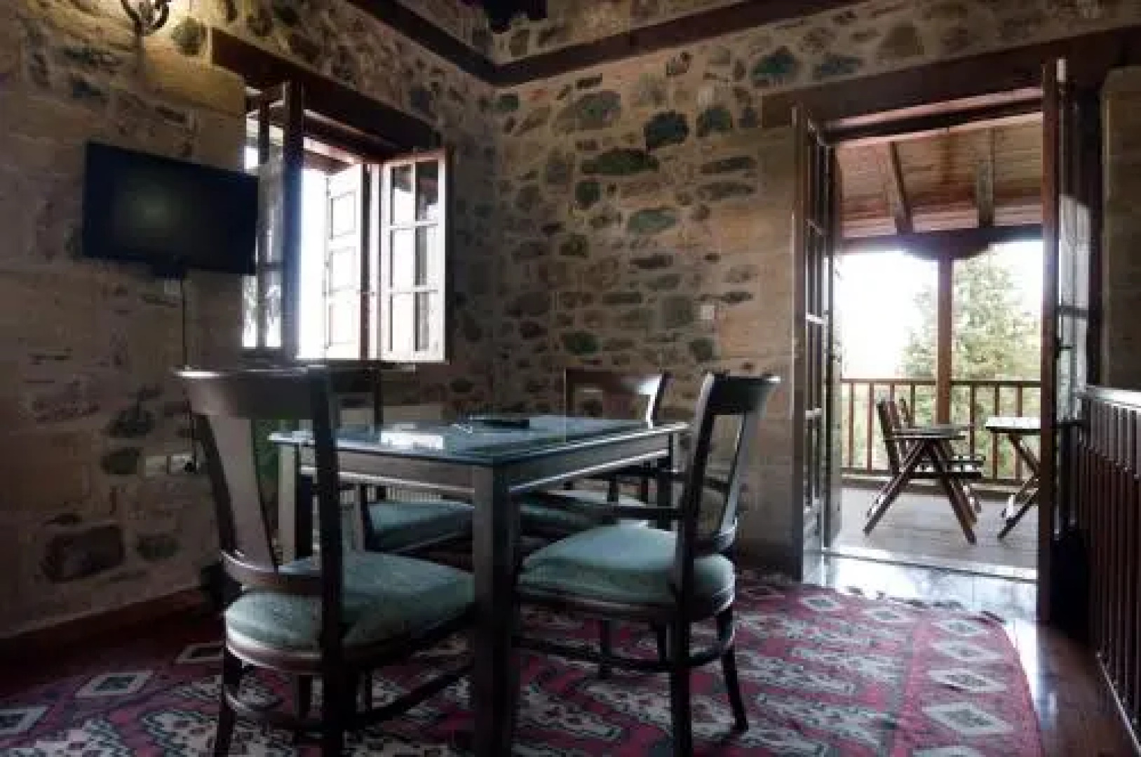 Pikoulianika Apartments