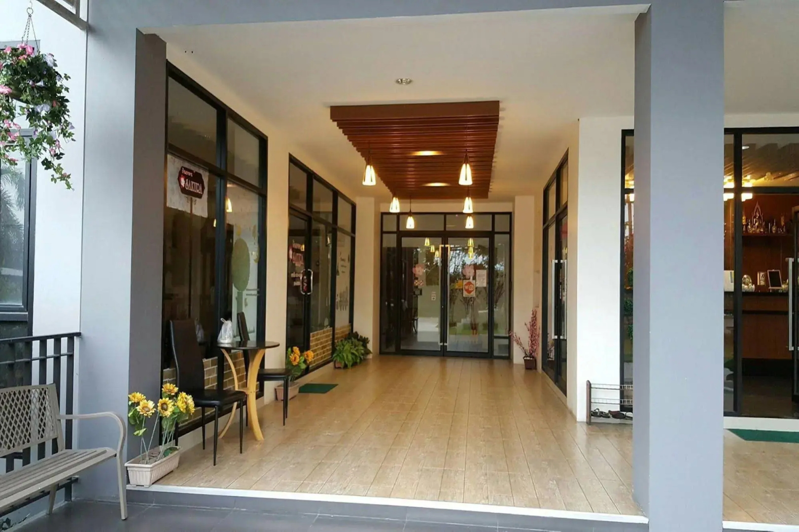 Sakura Boutique Hotel
