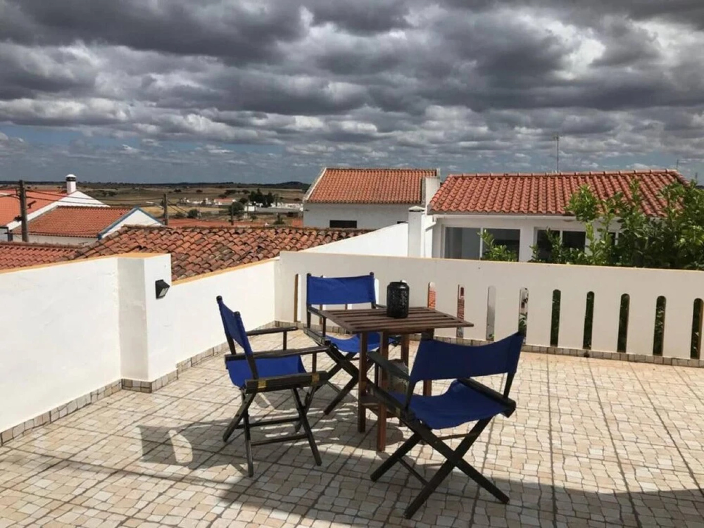 Charming 5-bed House in Granja