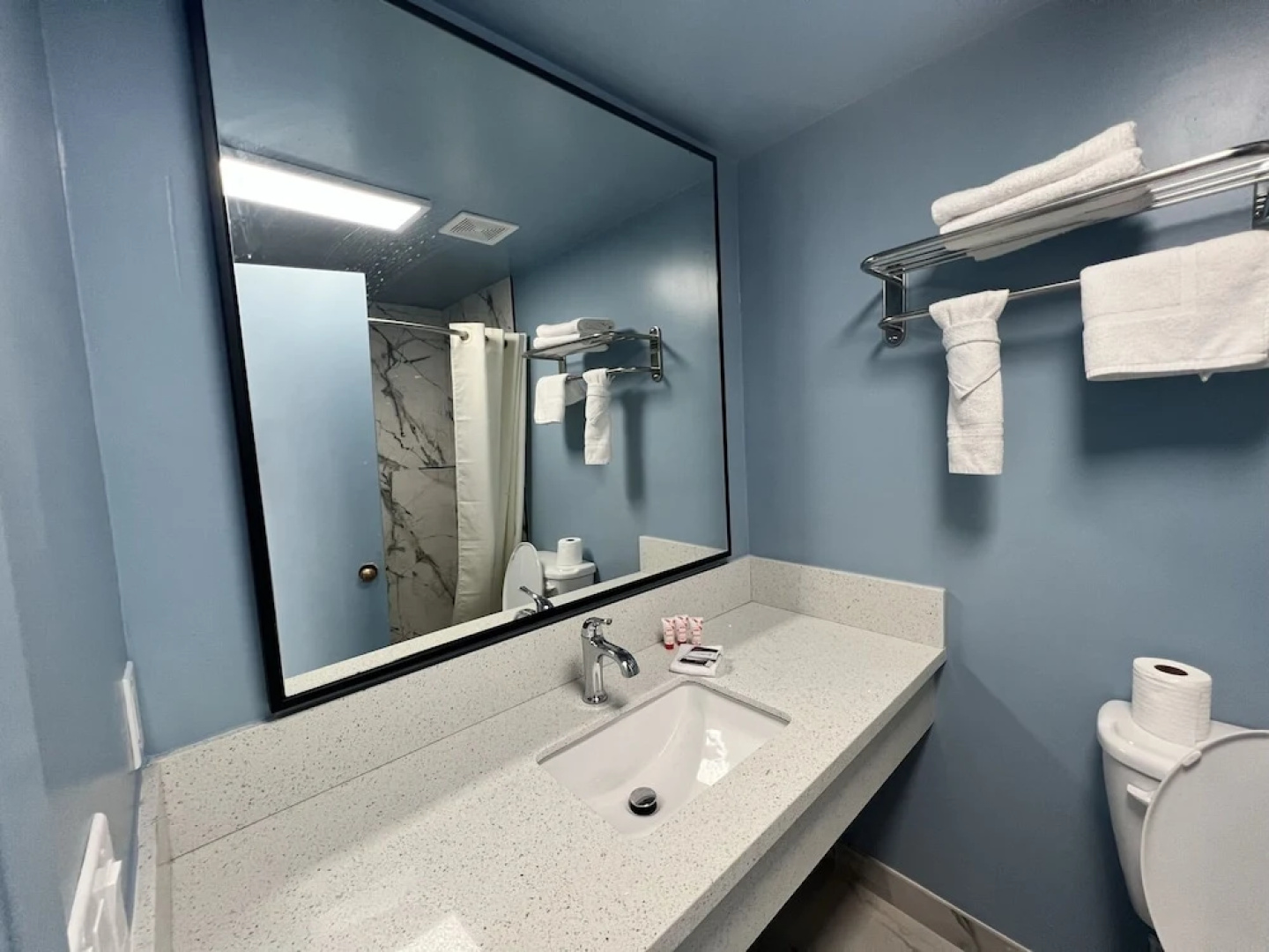 Casa Playa Inn & Suites Stanton Anaheim Area