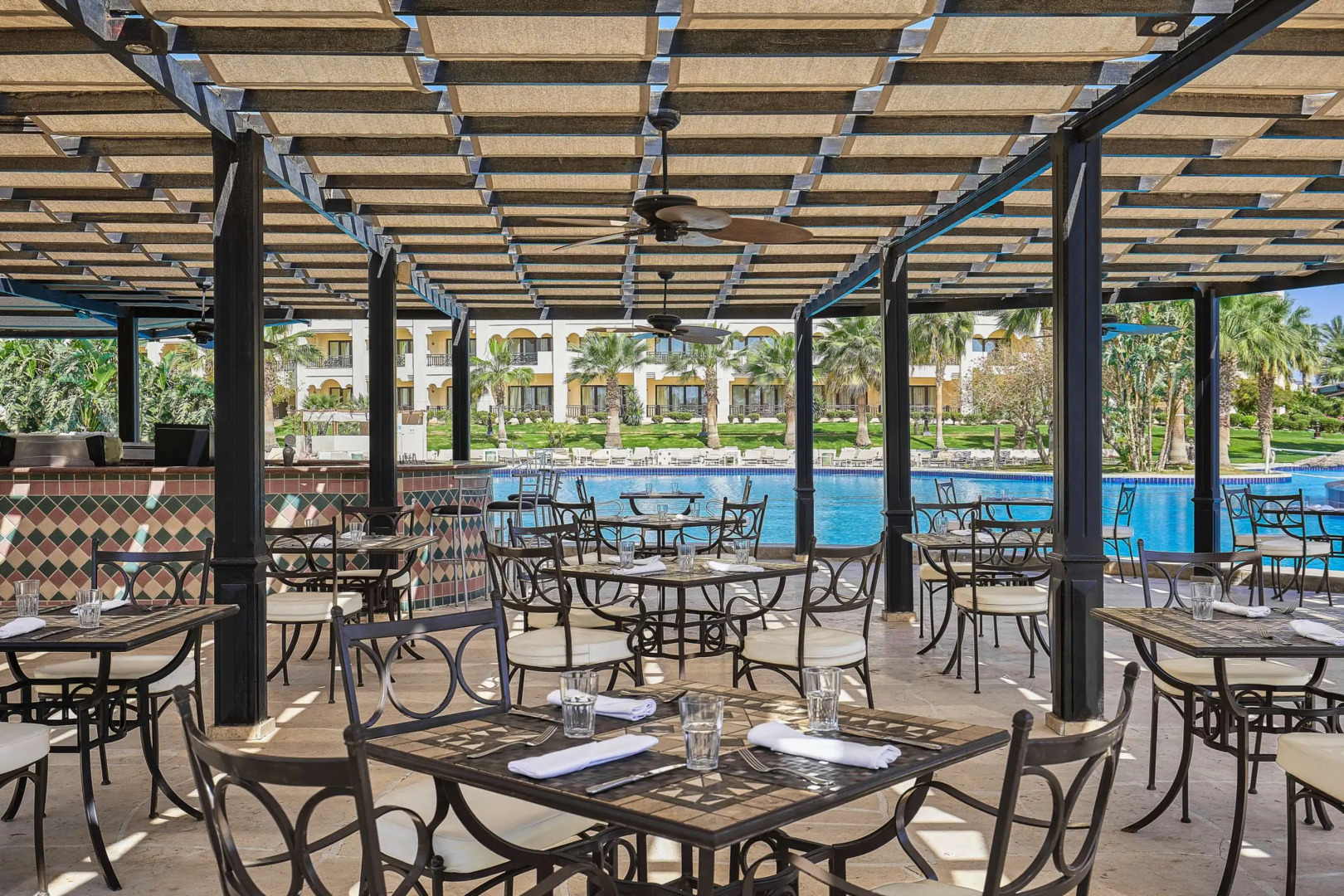 Steigenberger Al Dau Beach	