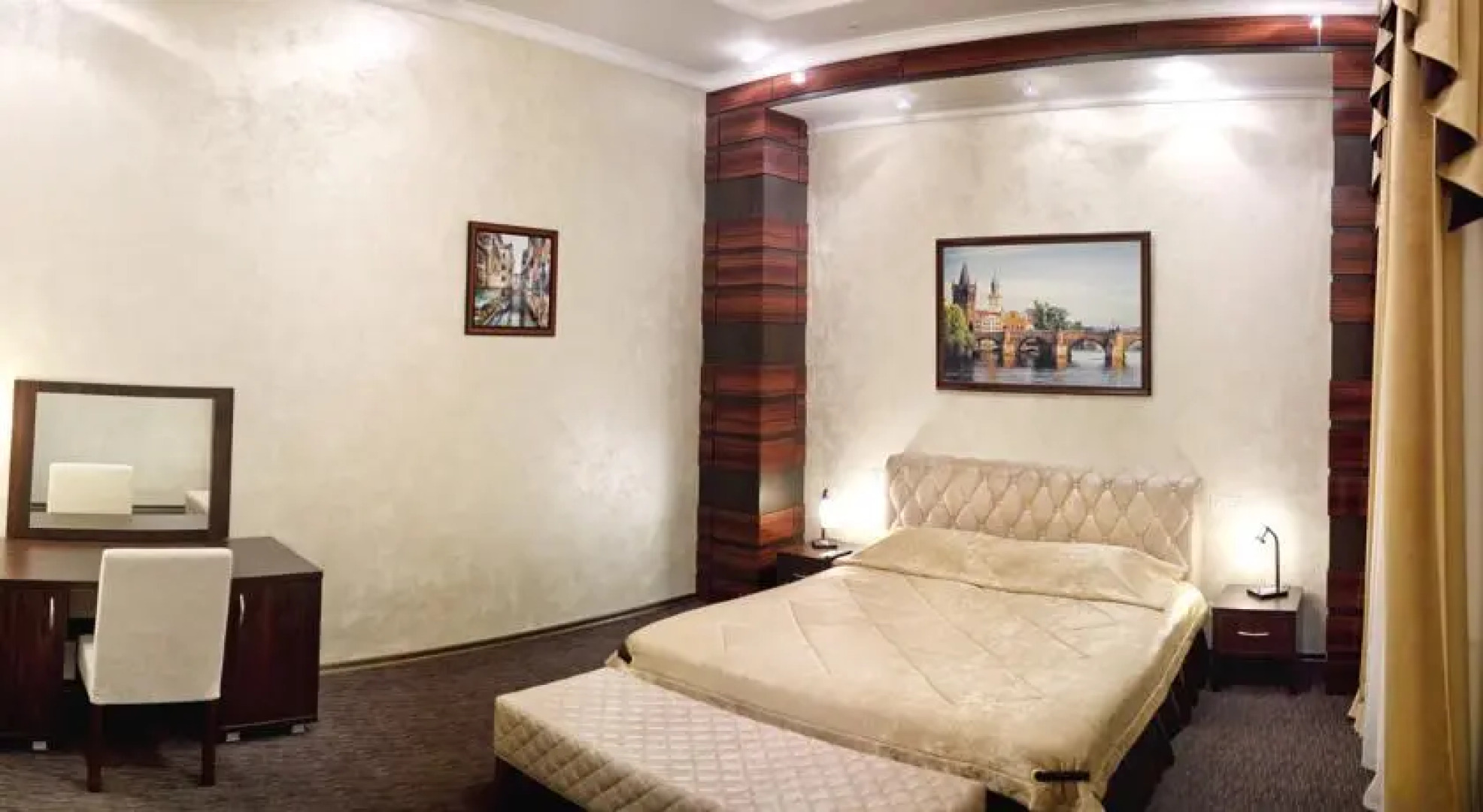 Отель Айсберг