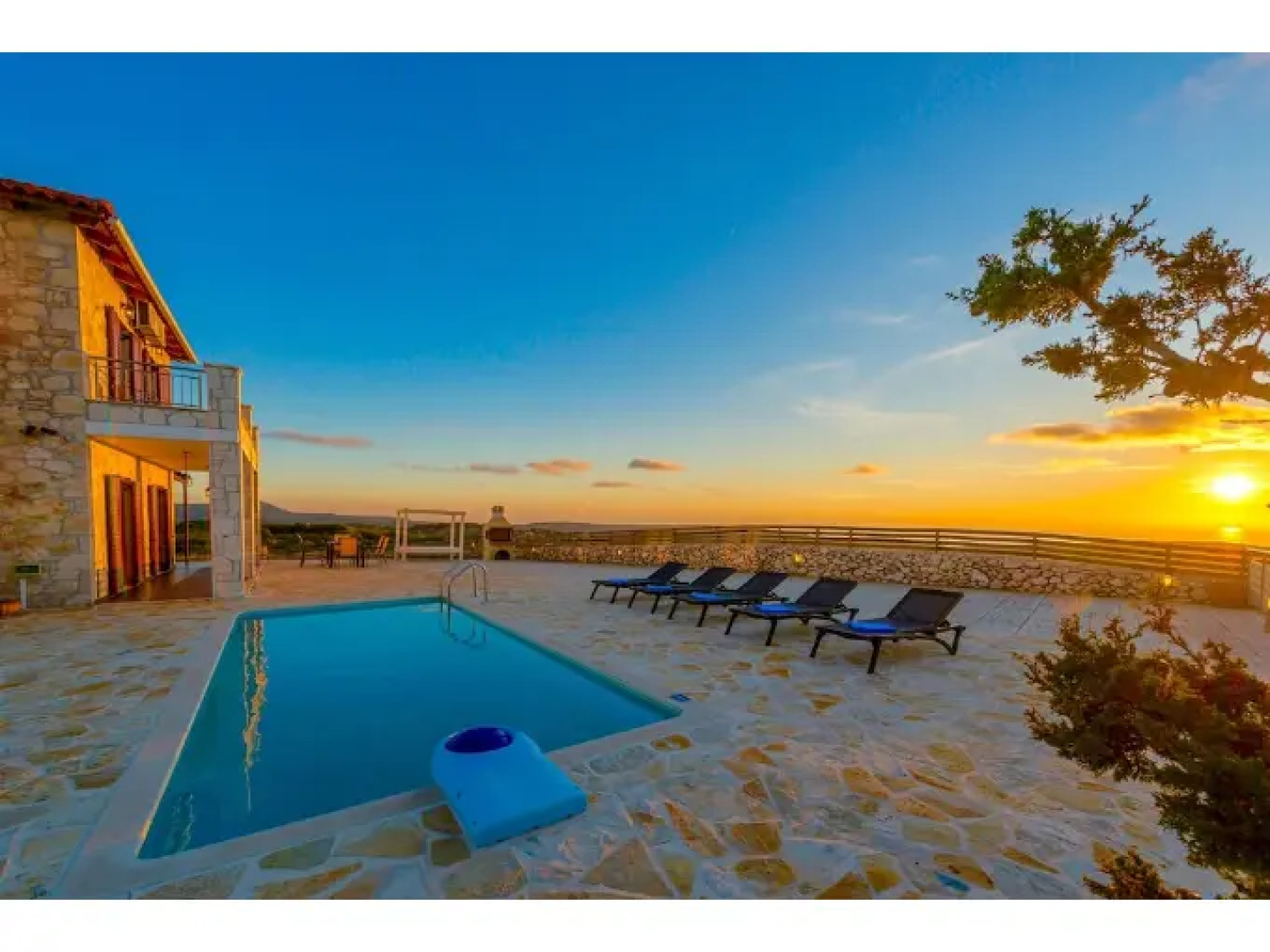 Villa Traditional 1