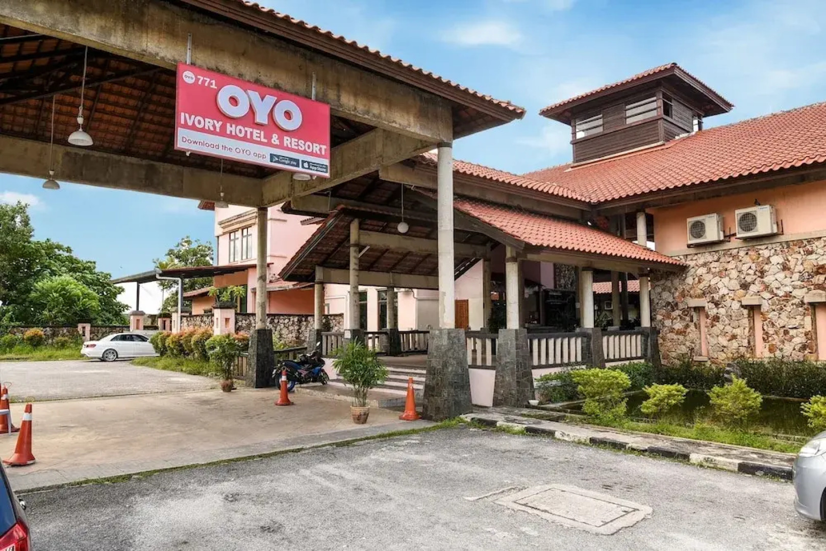 OYO 771 Ivory Hotel & Resort