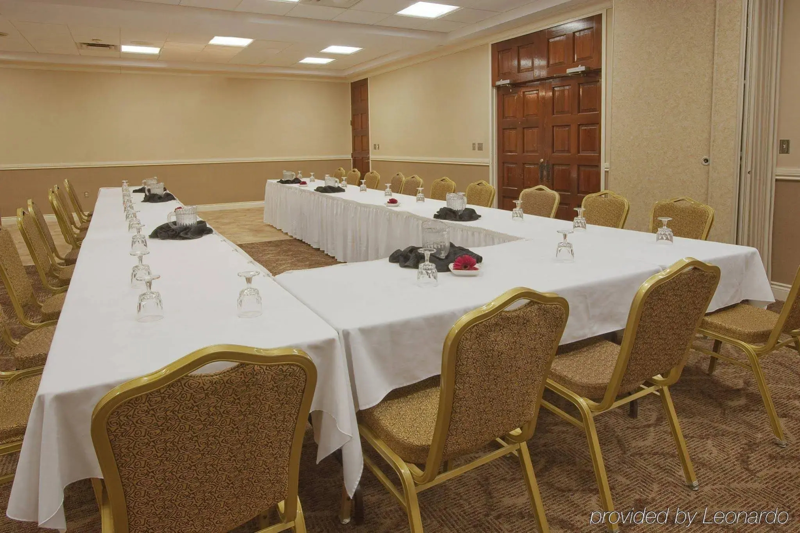 Quality Inn & Suites Downtown