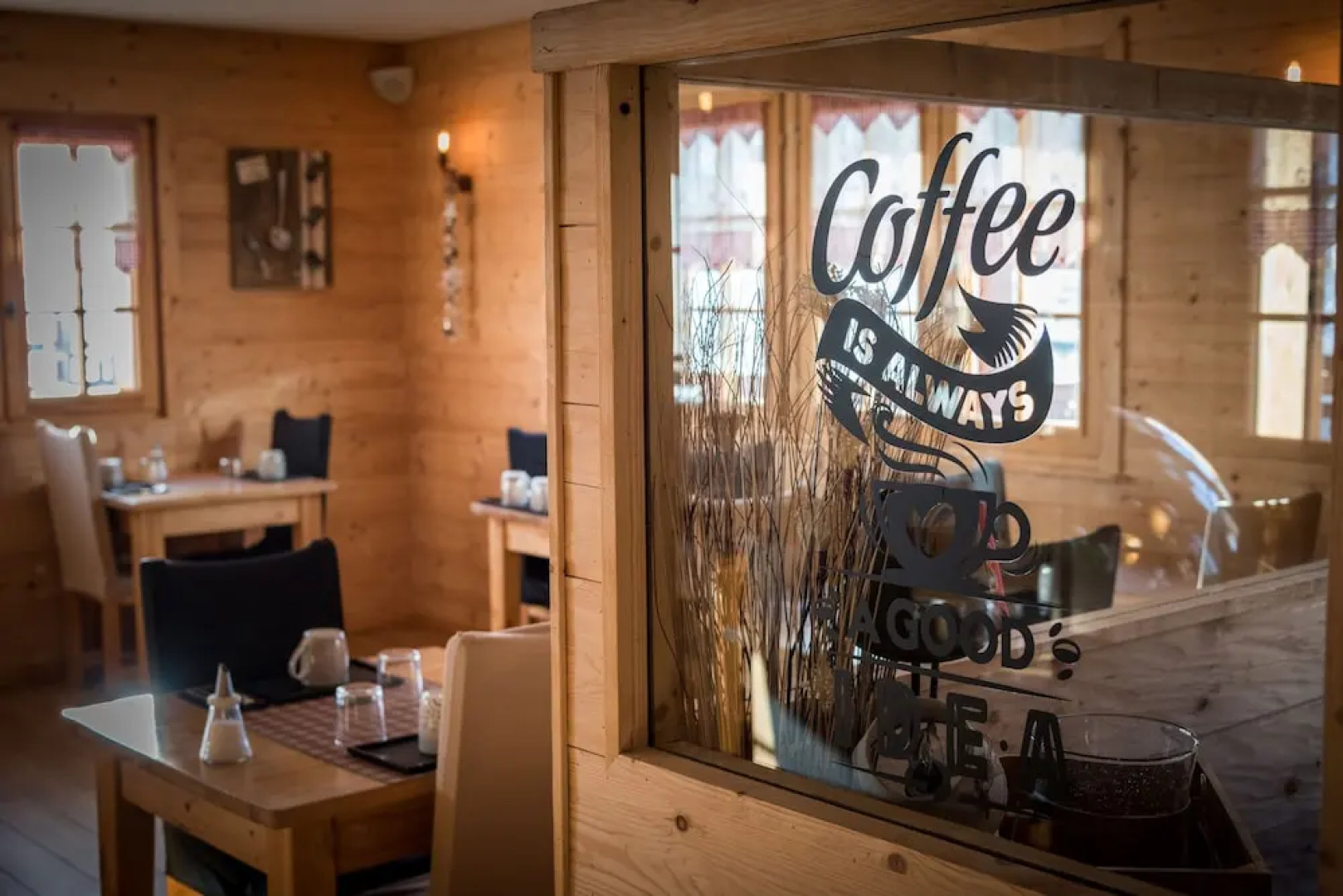 Montana Chalet Hôtel