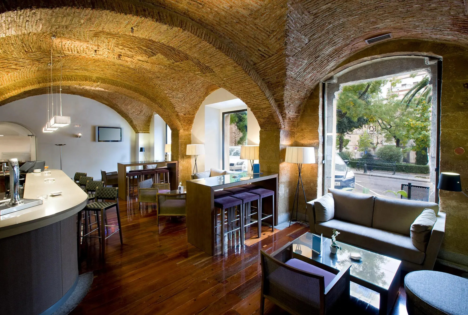 Отель NH Collection Cáceres Palacio de Oquendo