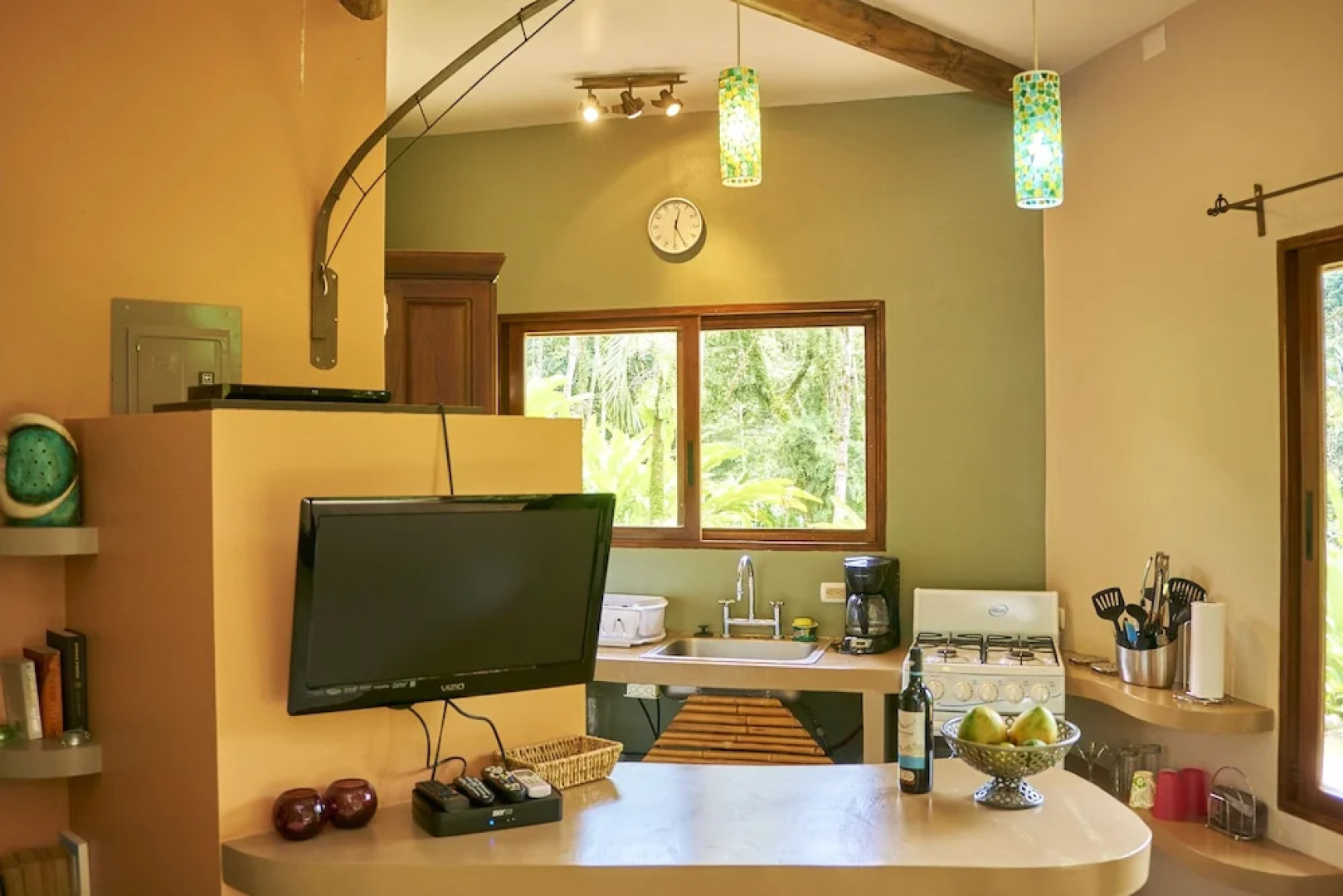 Manoas Luxury Camping and Villa Rentals