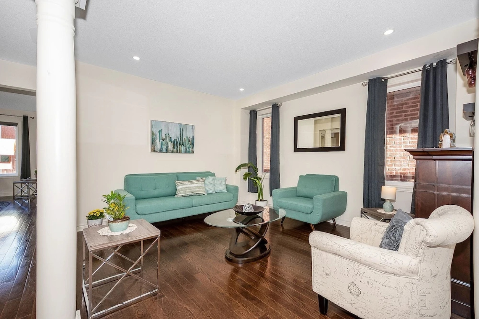 4 bdrms Milton near Toronto and Niagara