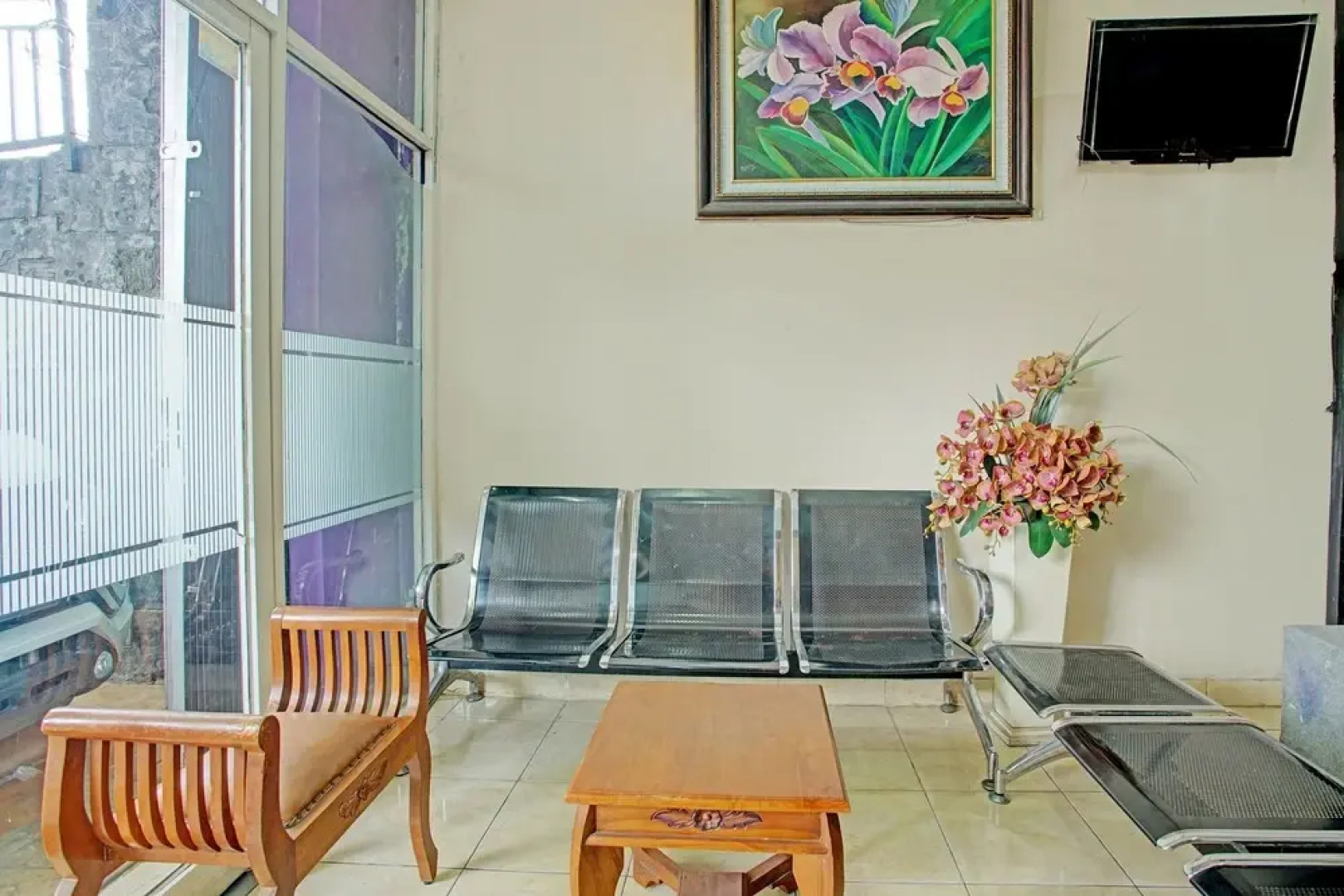 SPOT ON 92905 Sutomo Residence Syariah Near Taman Tugu Padang Area