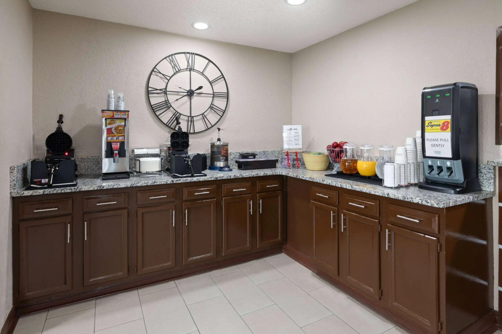 Super 8 by Wyndham Summersville/New River National Park