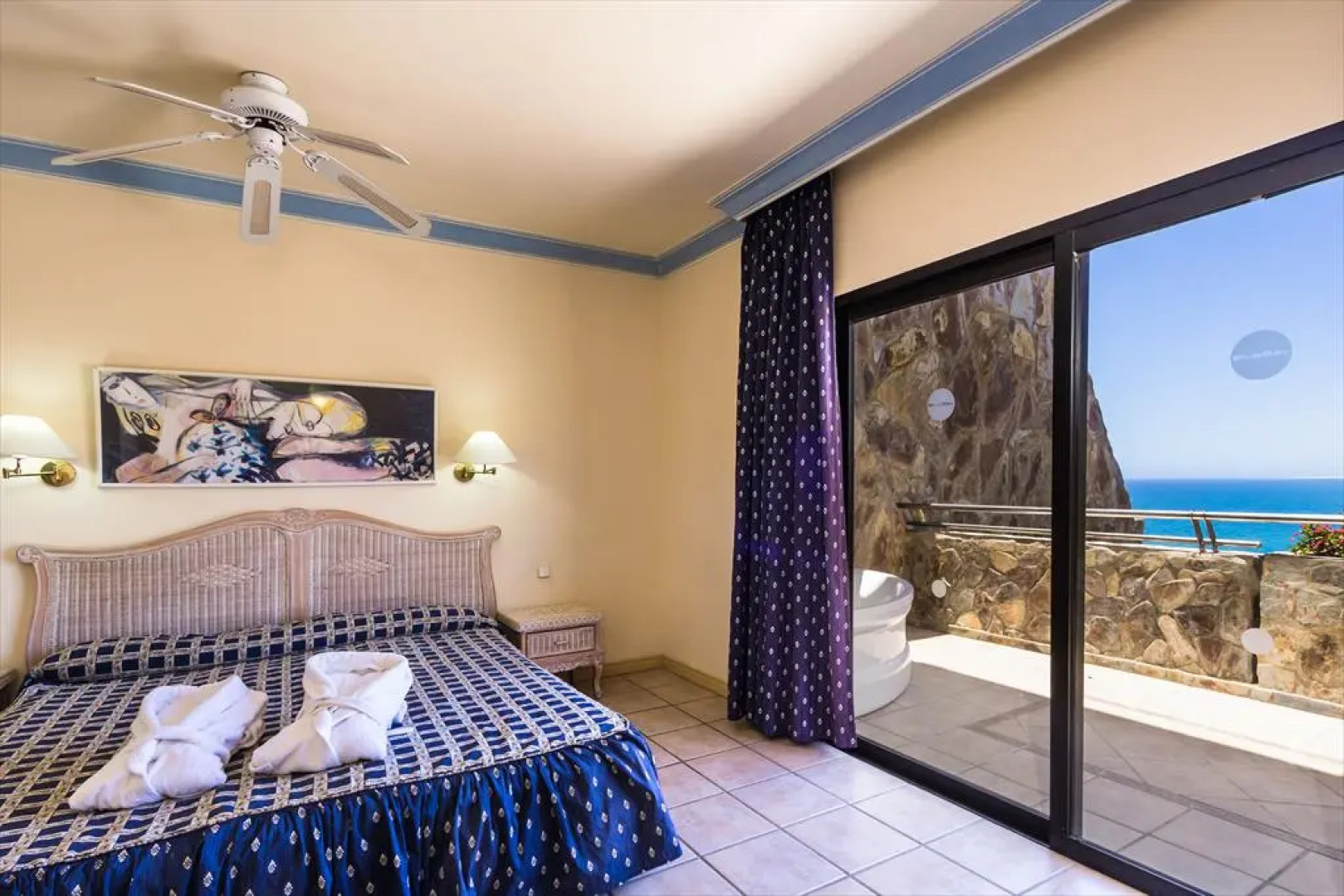 Апарт-отель BlueBay Beach Club