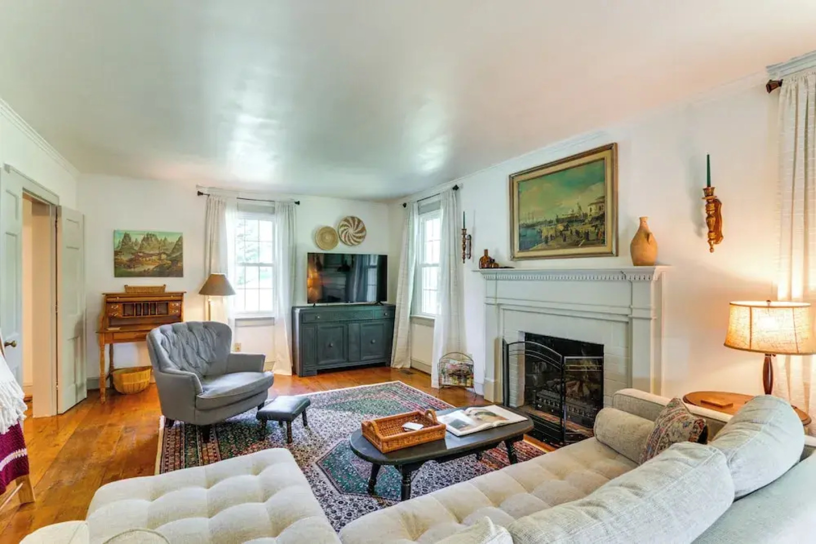 Walkable Location: Historic Home in Charles Town!