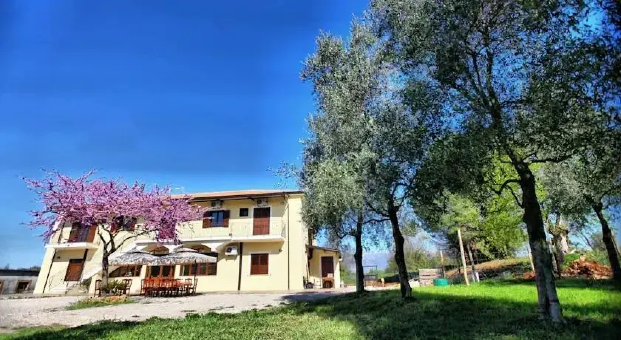 Agriturismo Antica Tenuta Chiola