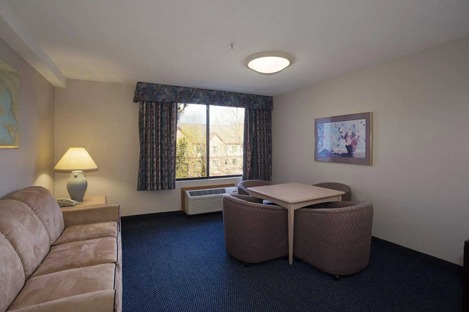 Sojourn Suites Portland Airport