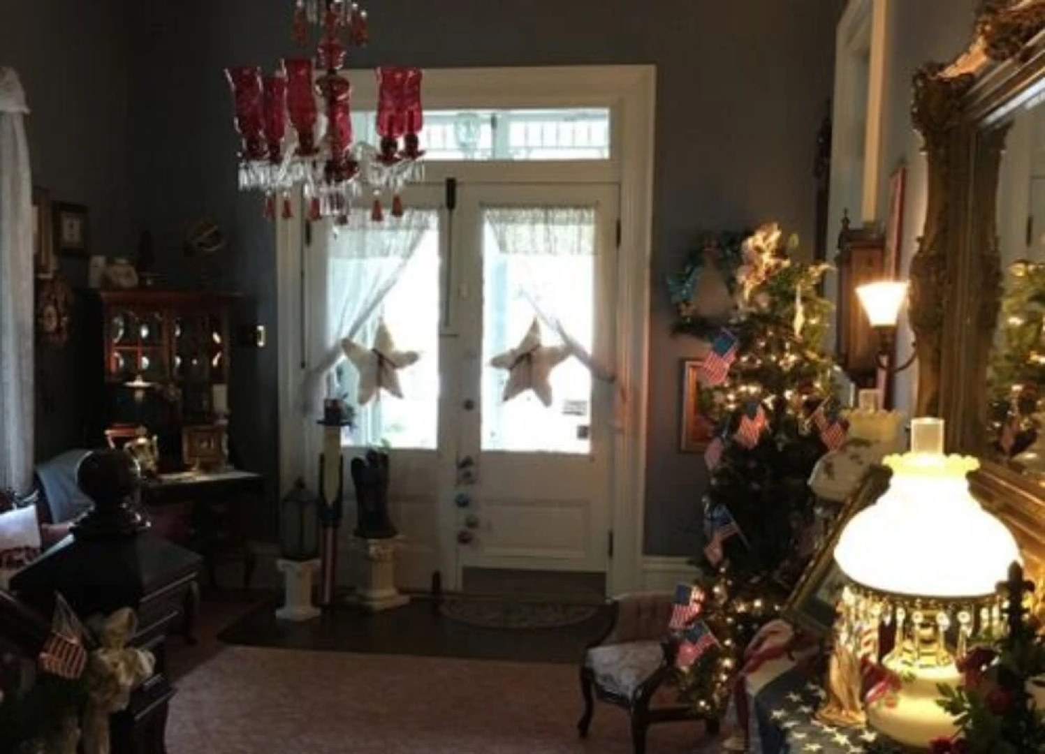 Victorian House Bed & Breakfast