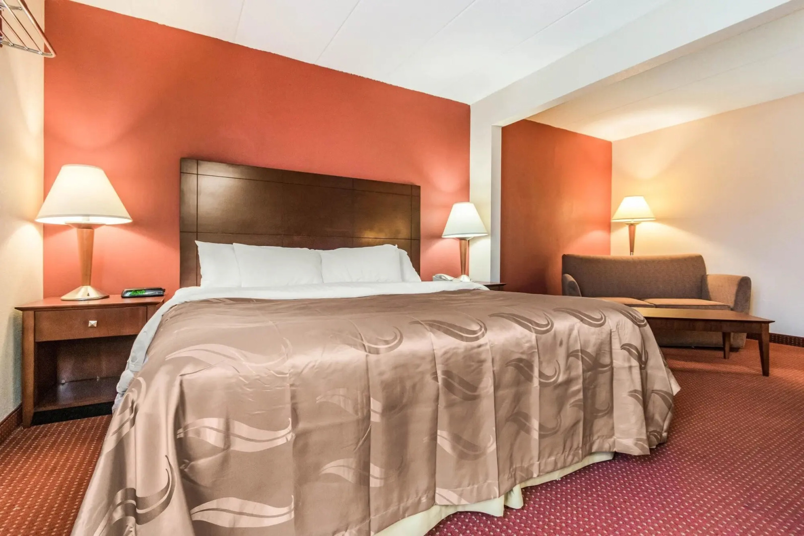 Quality Inn & Suites Lawrenceburg