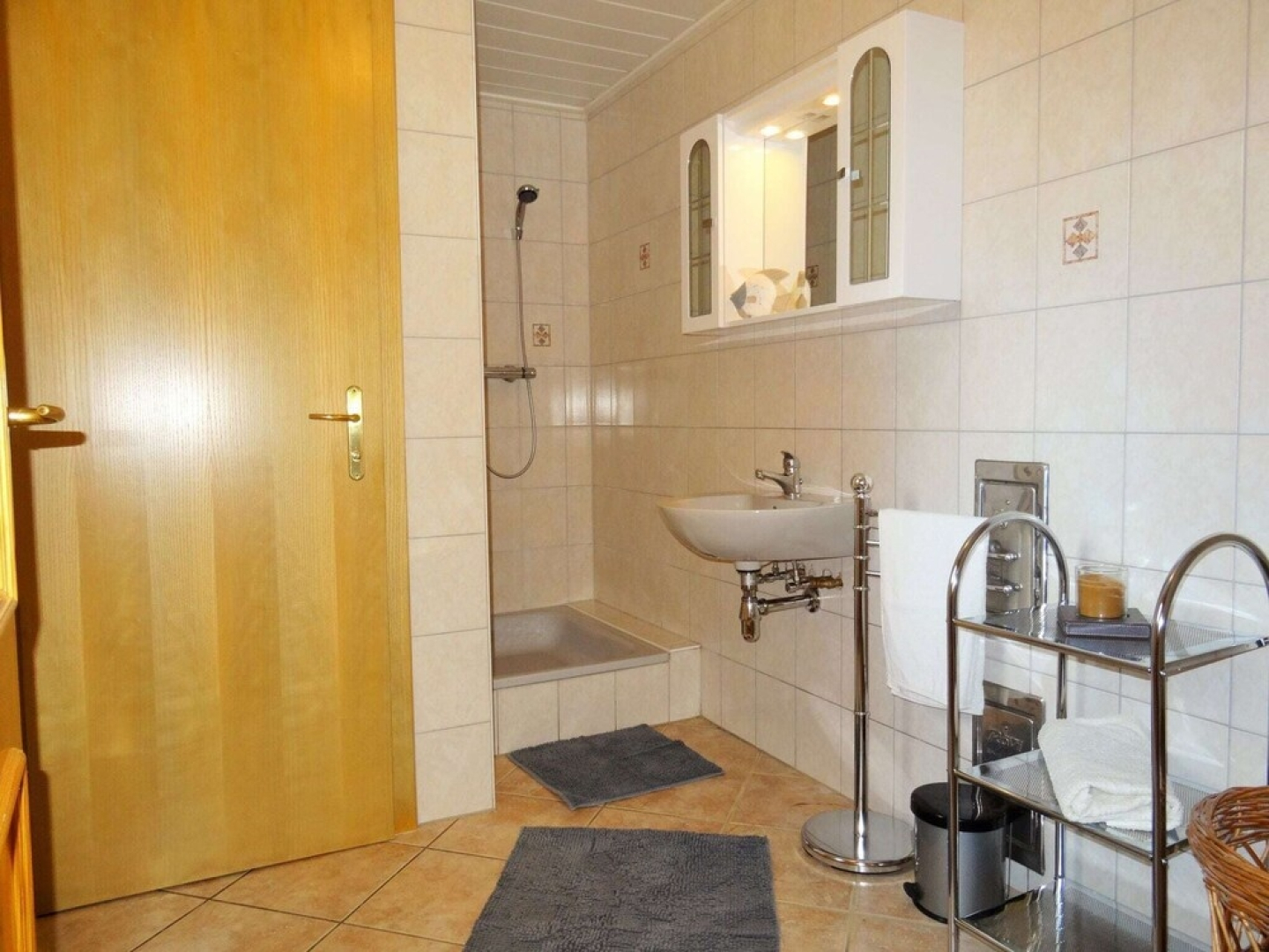 Spacious Cottage near Ski Area in Pusterwald