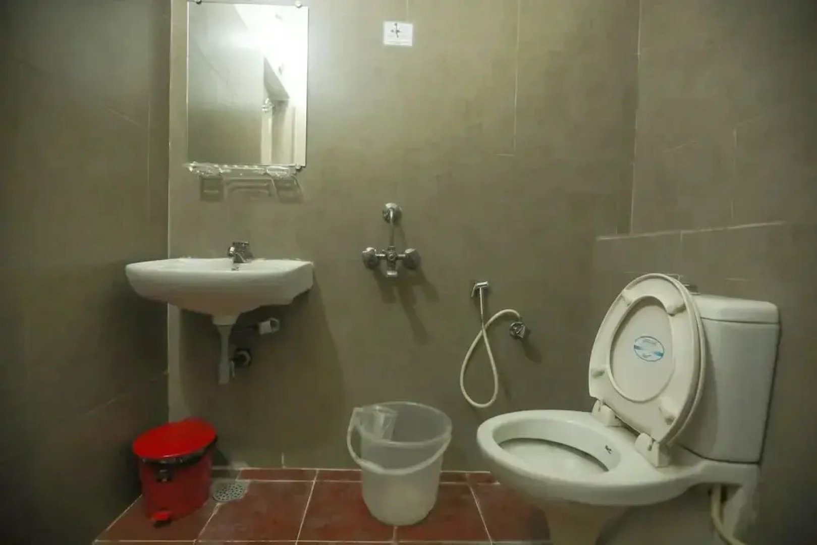 ULO Aravindar Residency