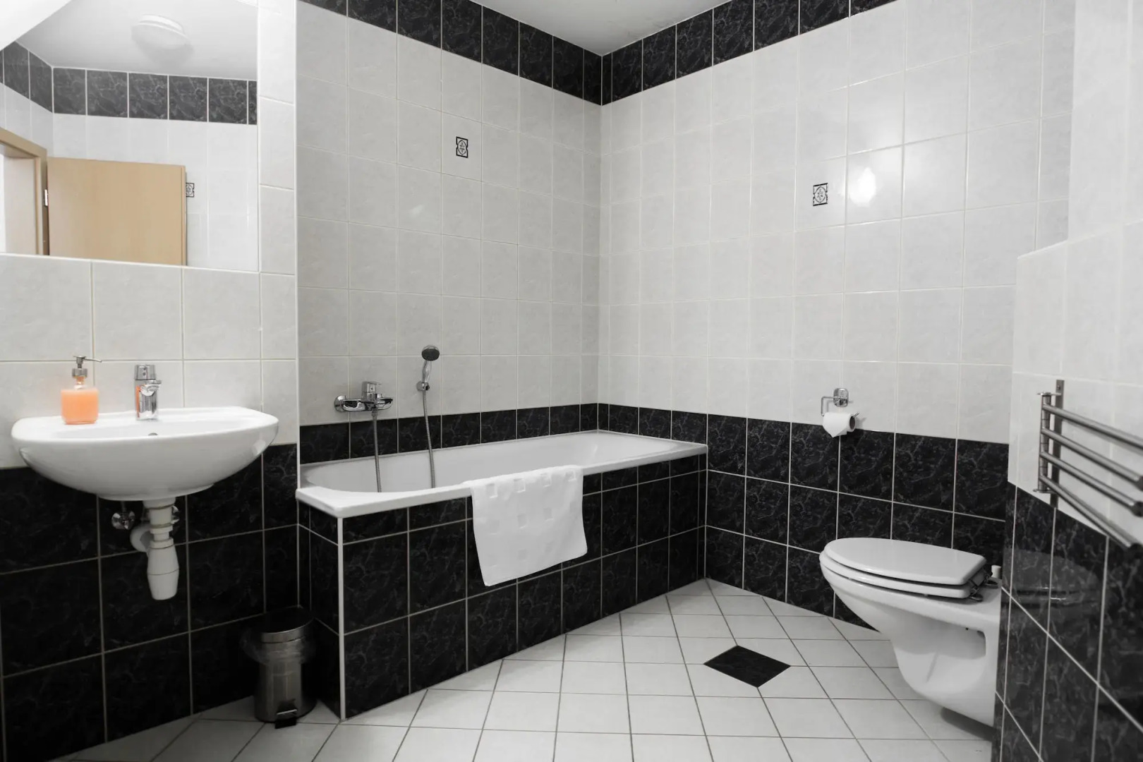 Hotel and Apartments Jacob