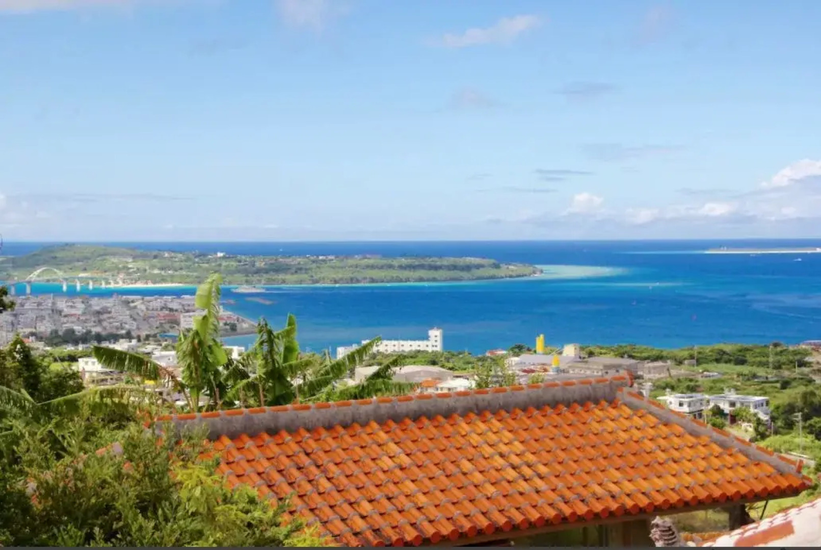 Pension Yellow House