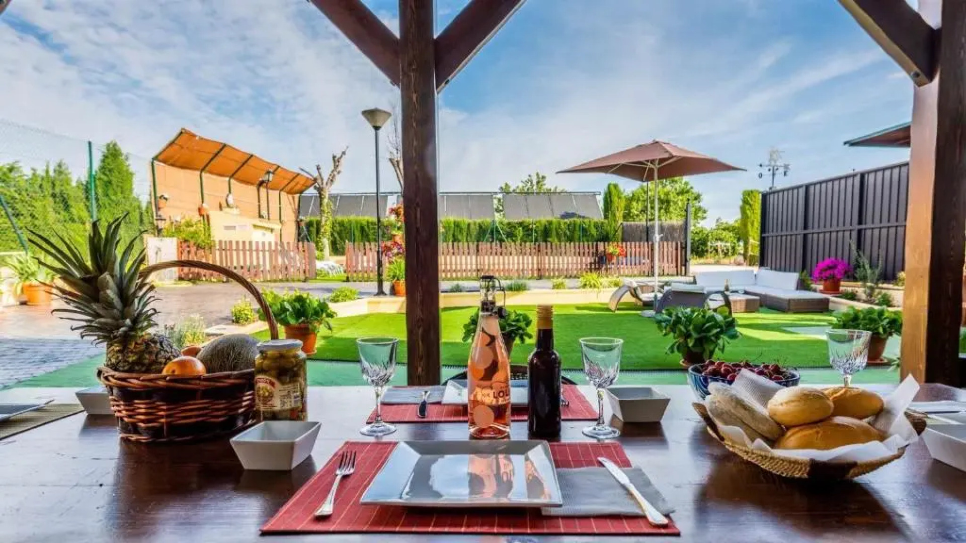 Casa Los Frailecillos Villanueva del Trabuco by Ruralidays