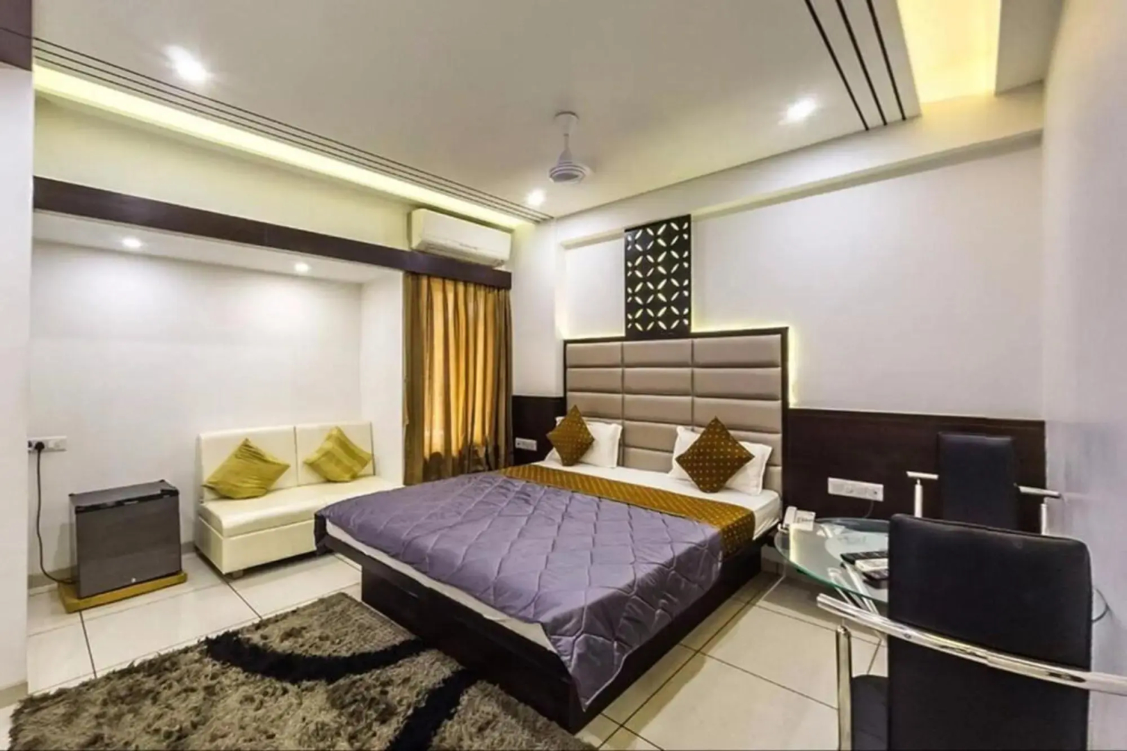 Hotel apple Inn Bharuch
