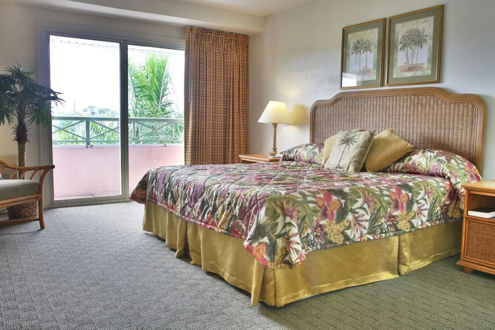 Castaways Resort & Suites