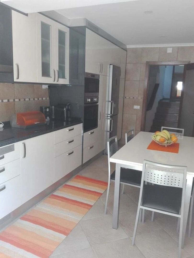 House With 3 Bedrooms in Godim, With Enclosed Garden and Wifi