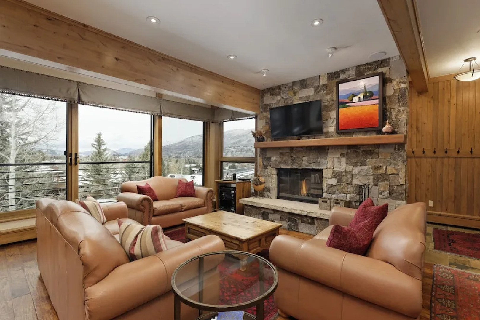 Durant Condominiums by Frias