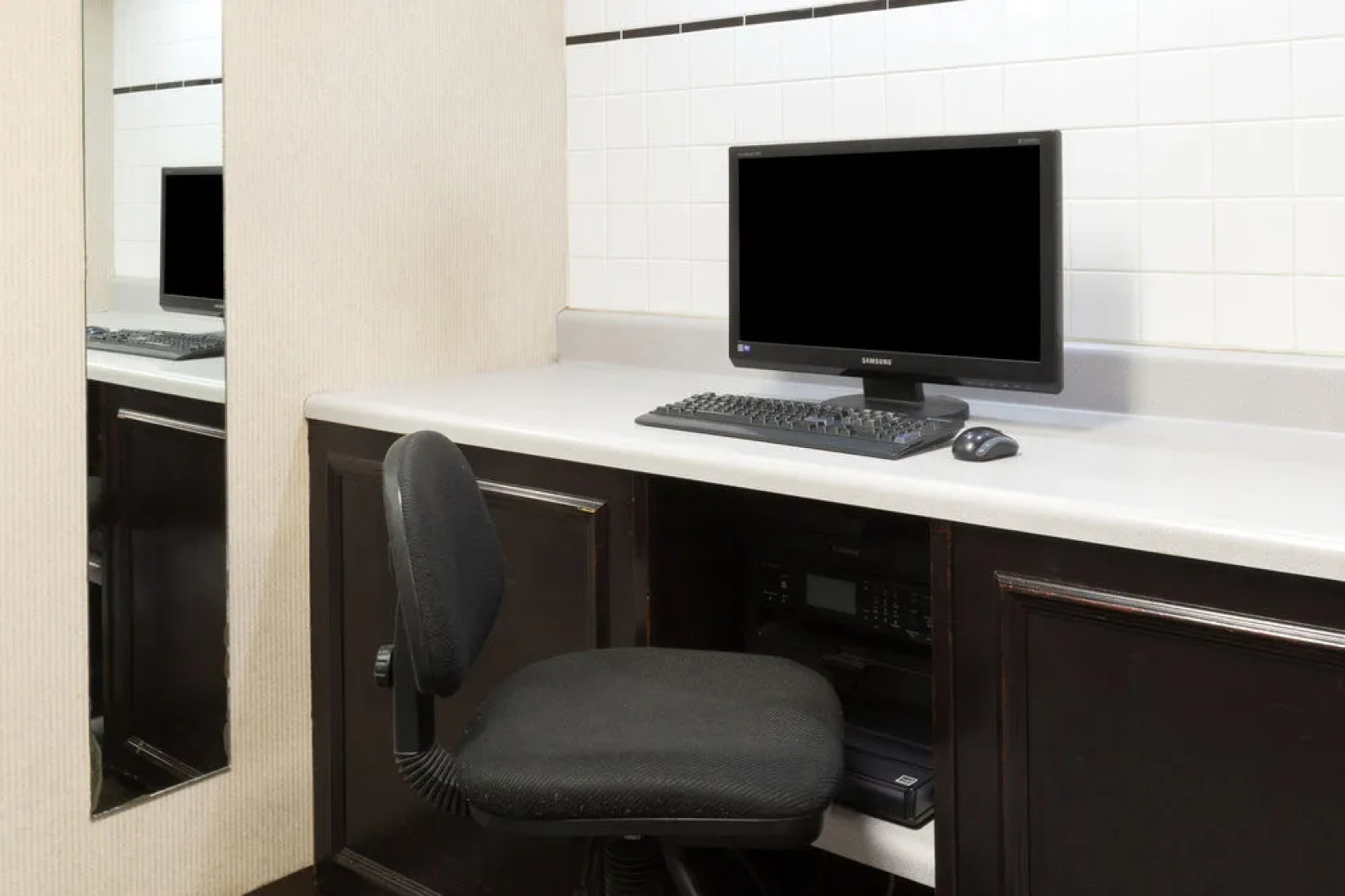 Super 8 by Wyndham Kingsport /I-81