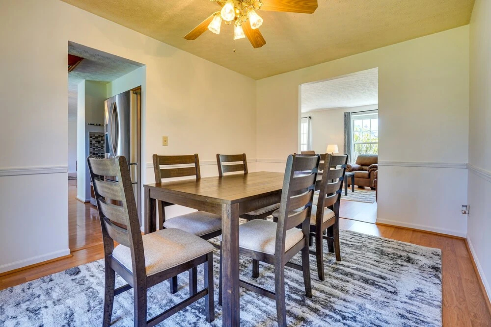 Spacious Home w/ Deck - 9 Mi to Downtown Columbus