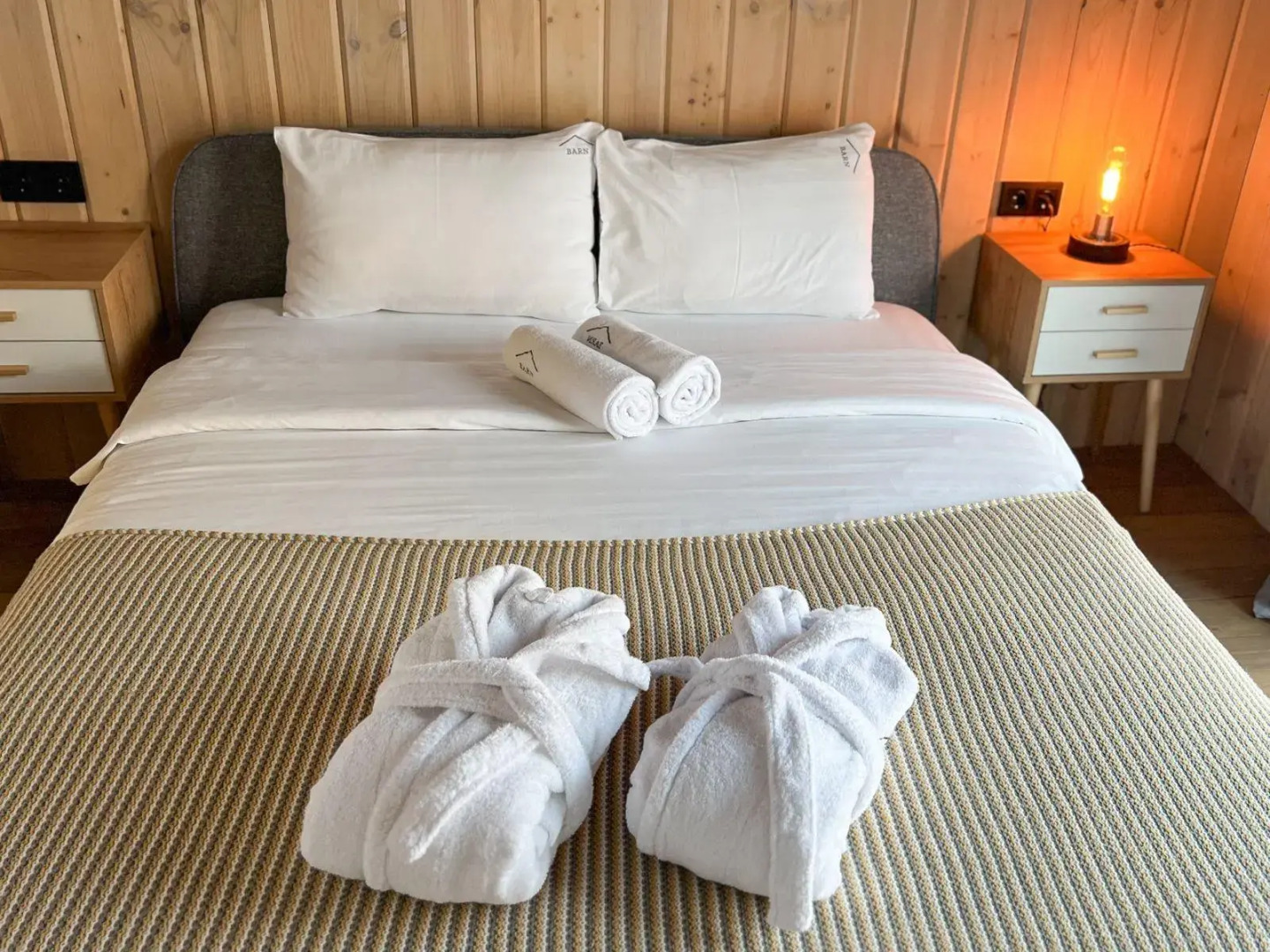 BarnHouse Village (БарнХаус Виллэдж)