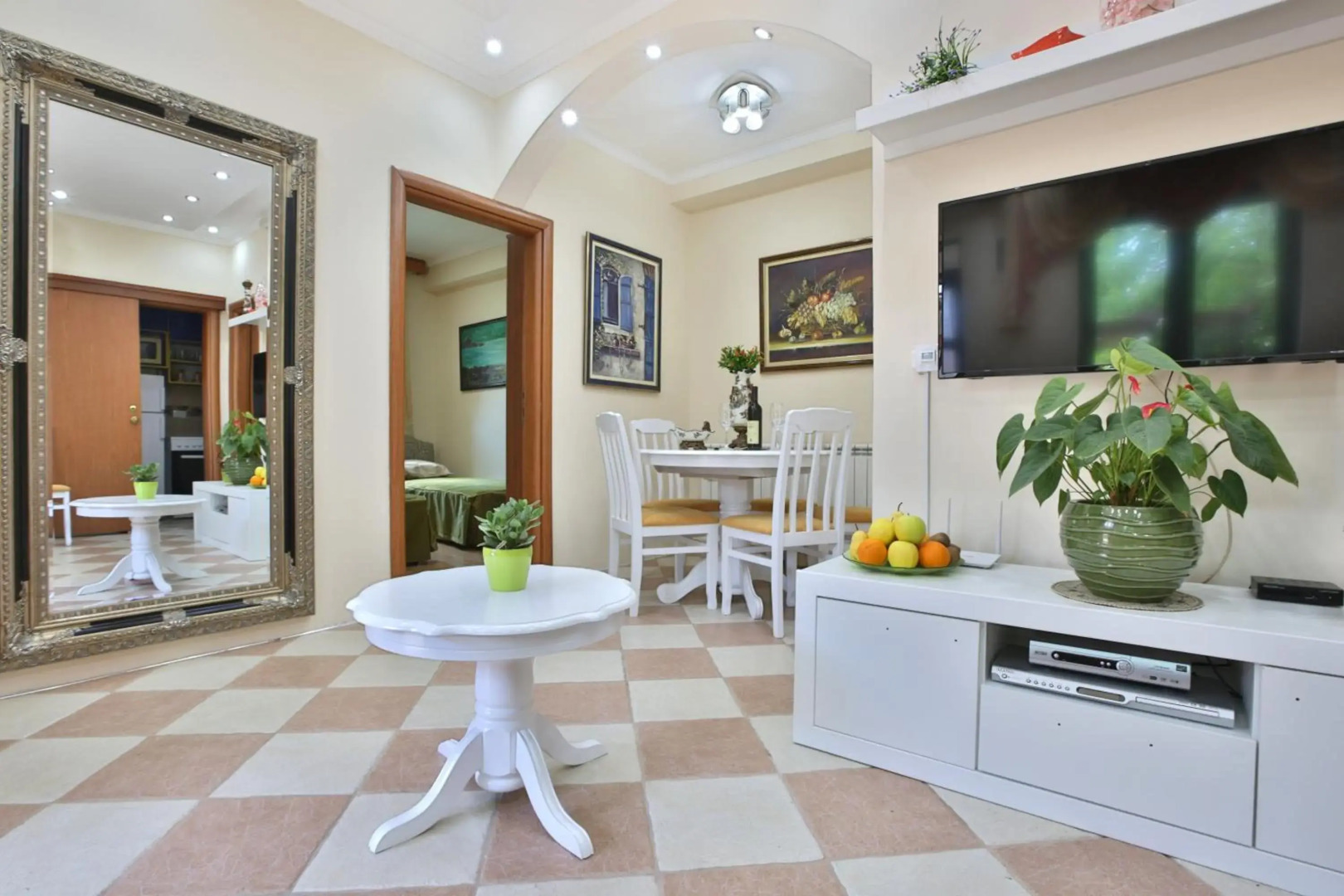 Apartments Holiday Lux