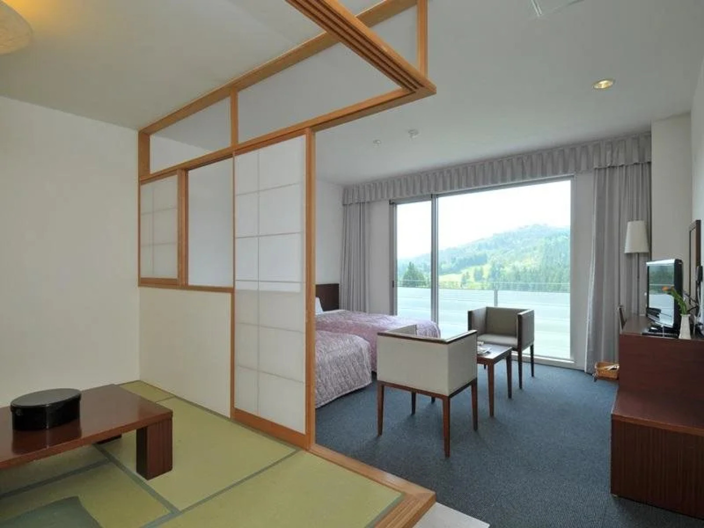 Menard Aoyama Resort