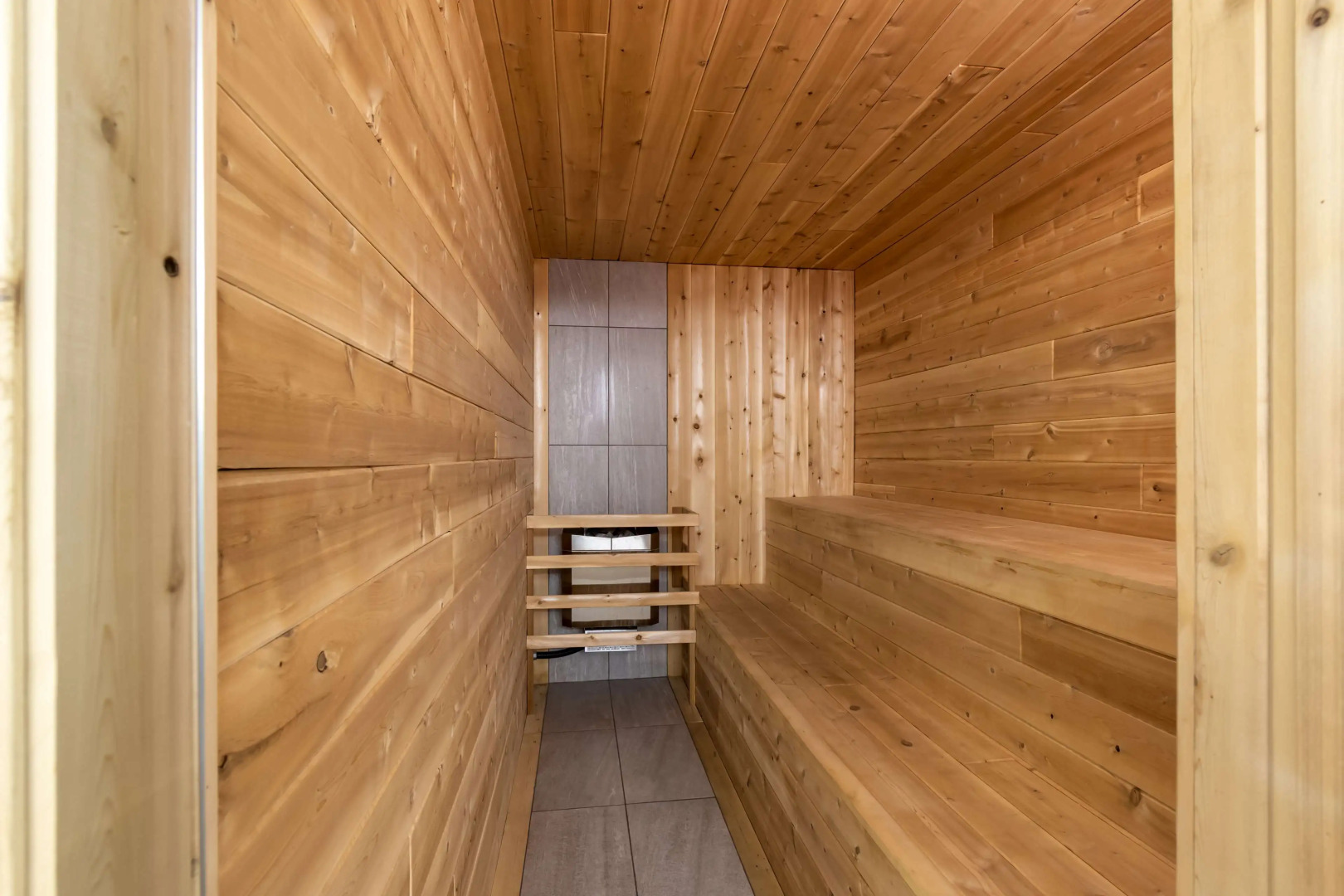 Villa Inn & Suites, SureStay Collection by Best Western