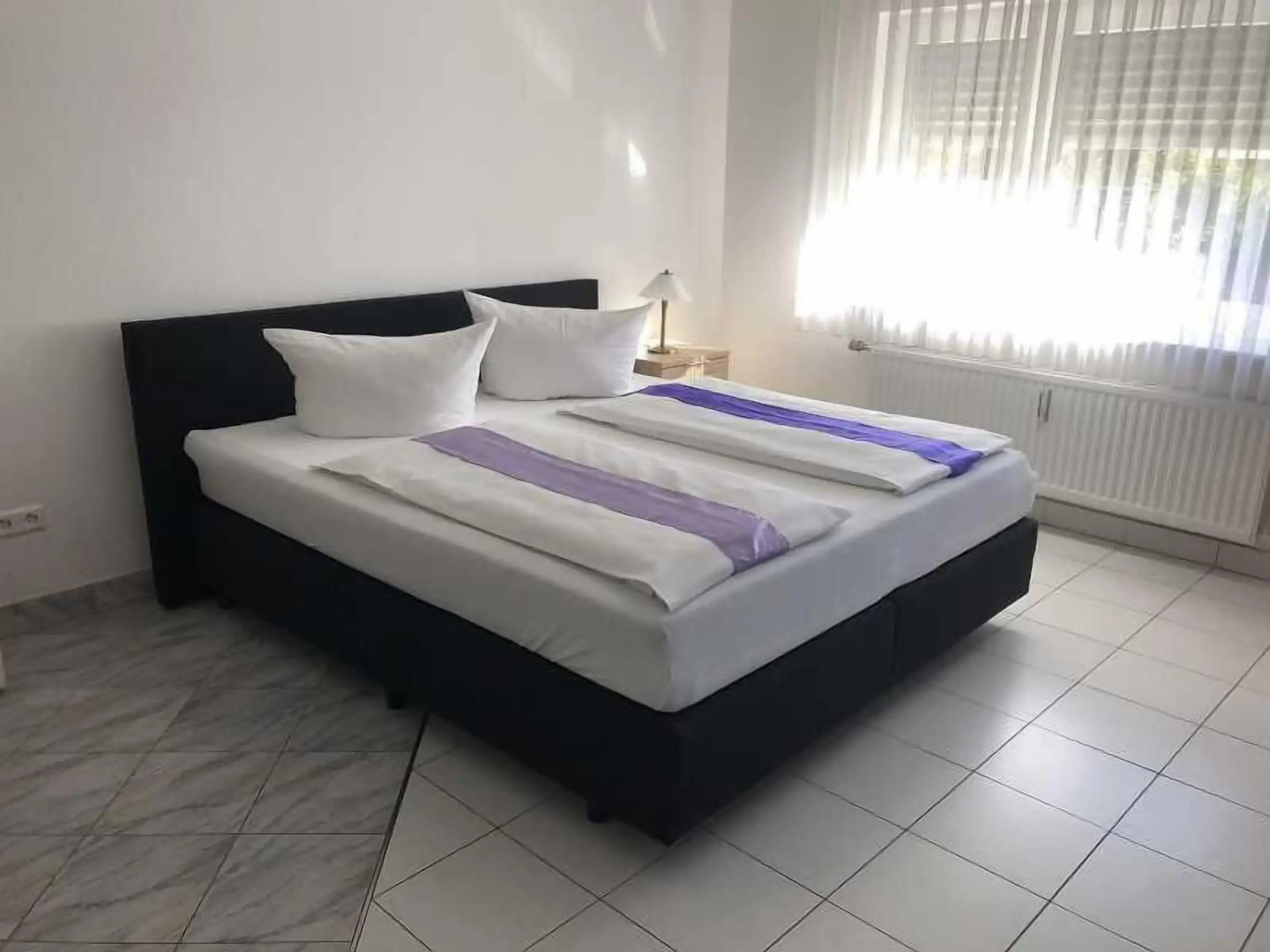 Hotel Wo Der Hahn Kräht