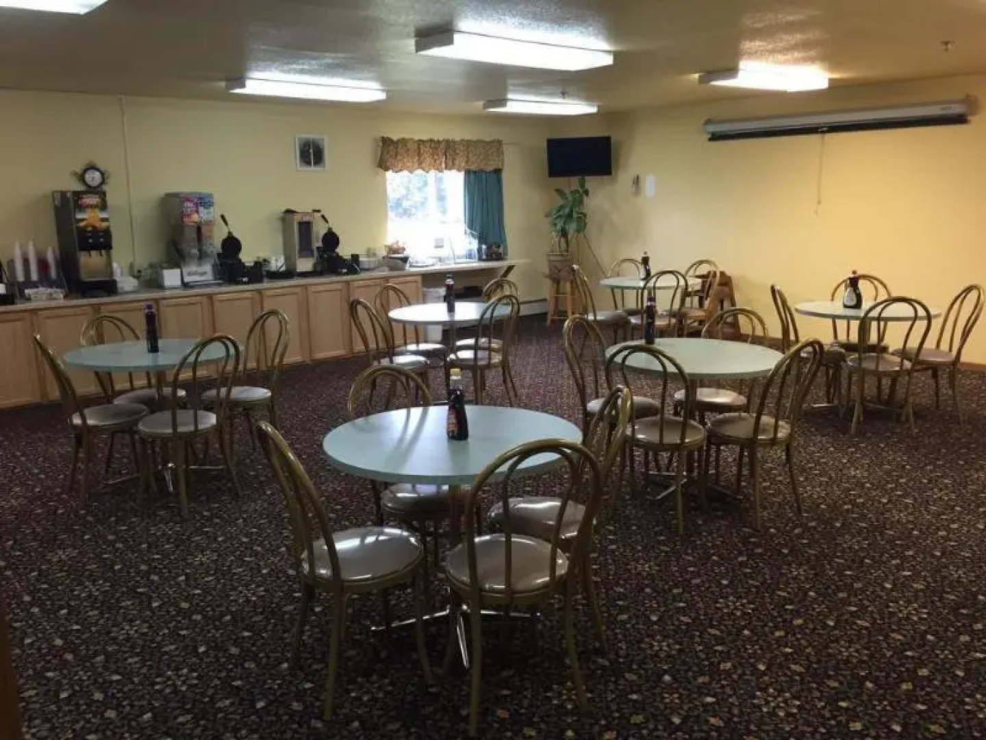 Baymont Inn & Suites ESCANABA