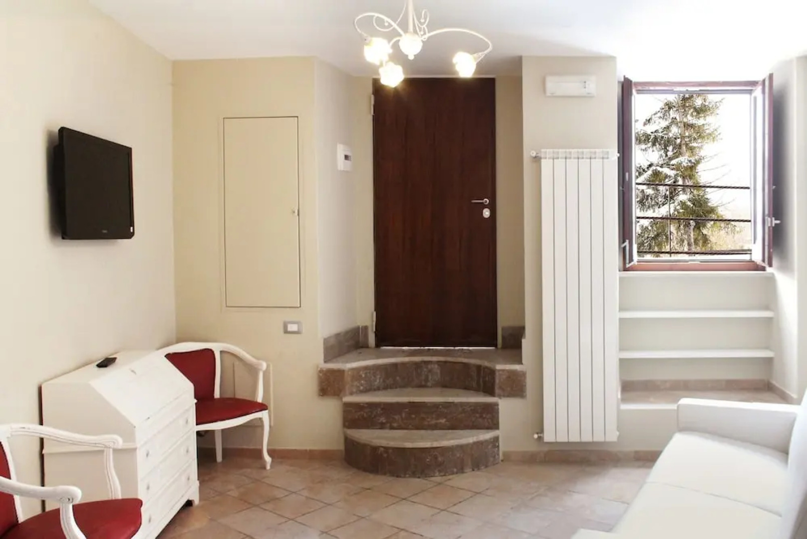 LHP Suite Rivisondoli