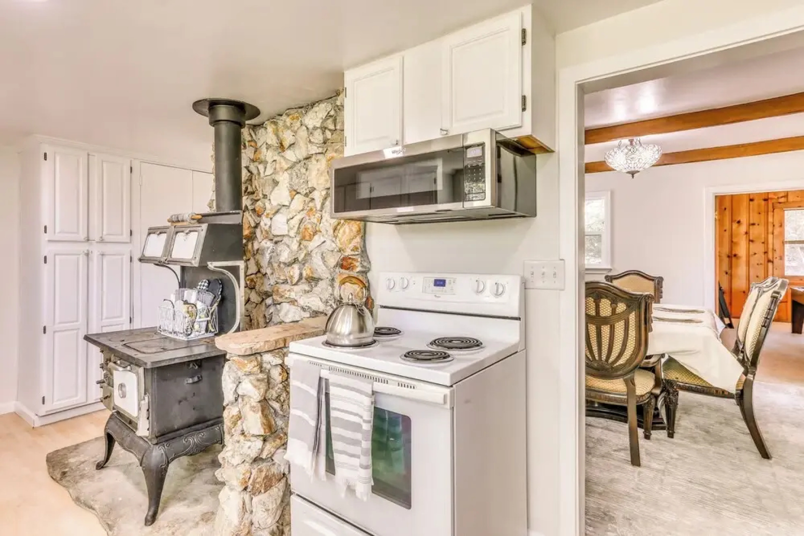 Spacious Coarsegold Getaway ~ 34 Mi to Yosemite!