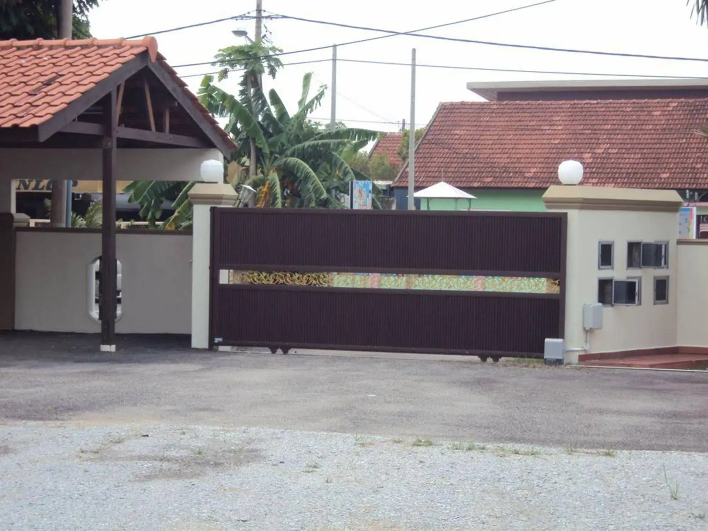 Abang Adik Service Suite Hotel Melaka